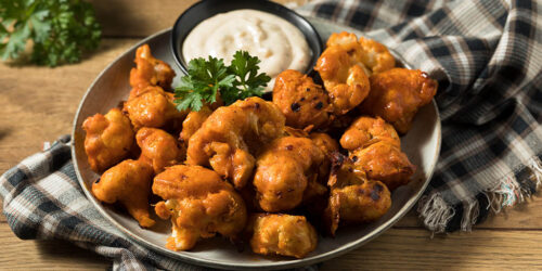 Vegan Buffalo Cauliflower Wings (USA)